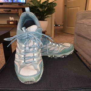 Merrell Hiking Boots: women’s size 9.5